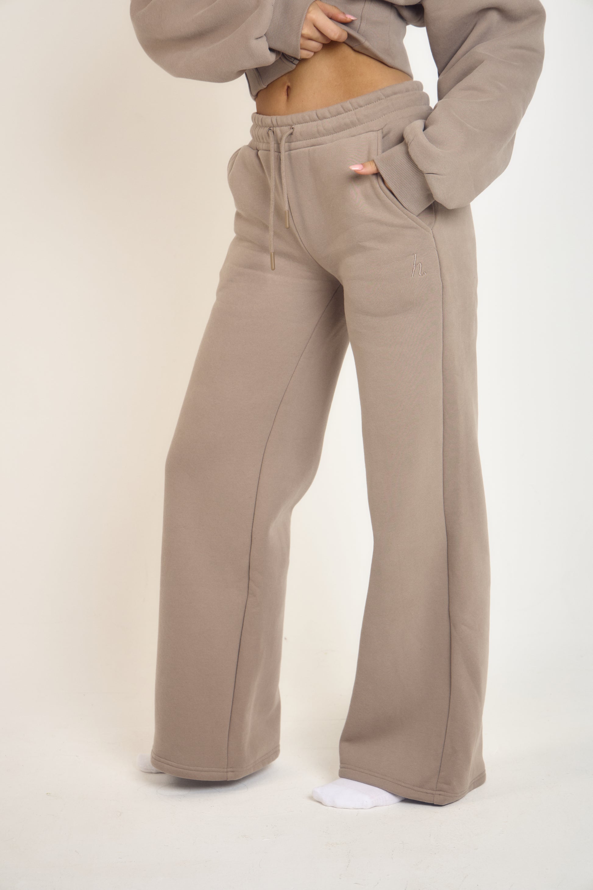‘Signature Staples’ Wide Leg Joggers - Taupe