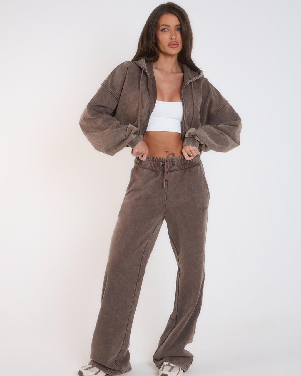 THH Wide Leg Jogger - Mocha