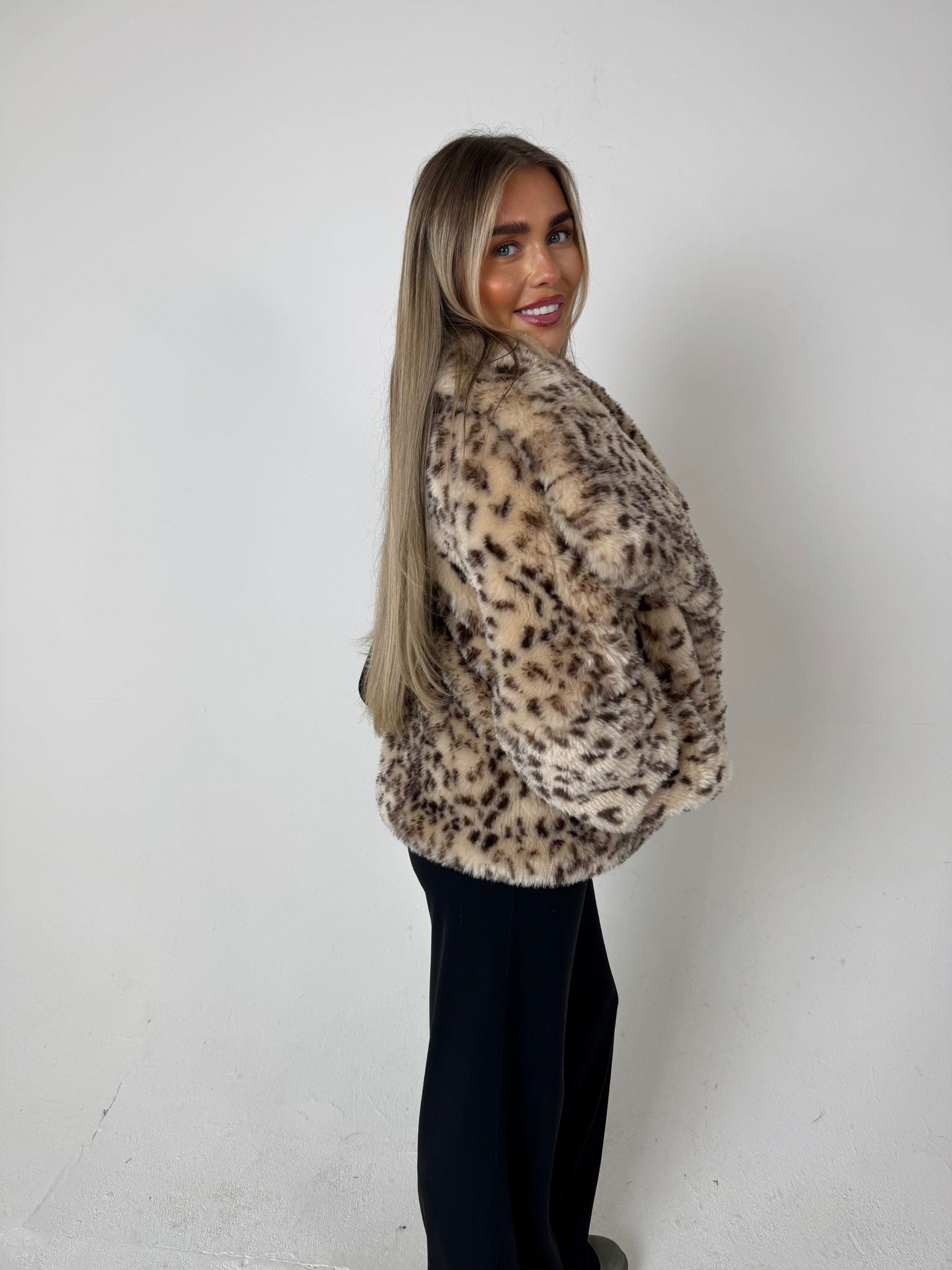 ‘Rae’ Leopard Faux Fur Coat