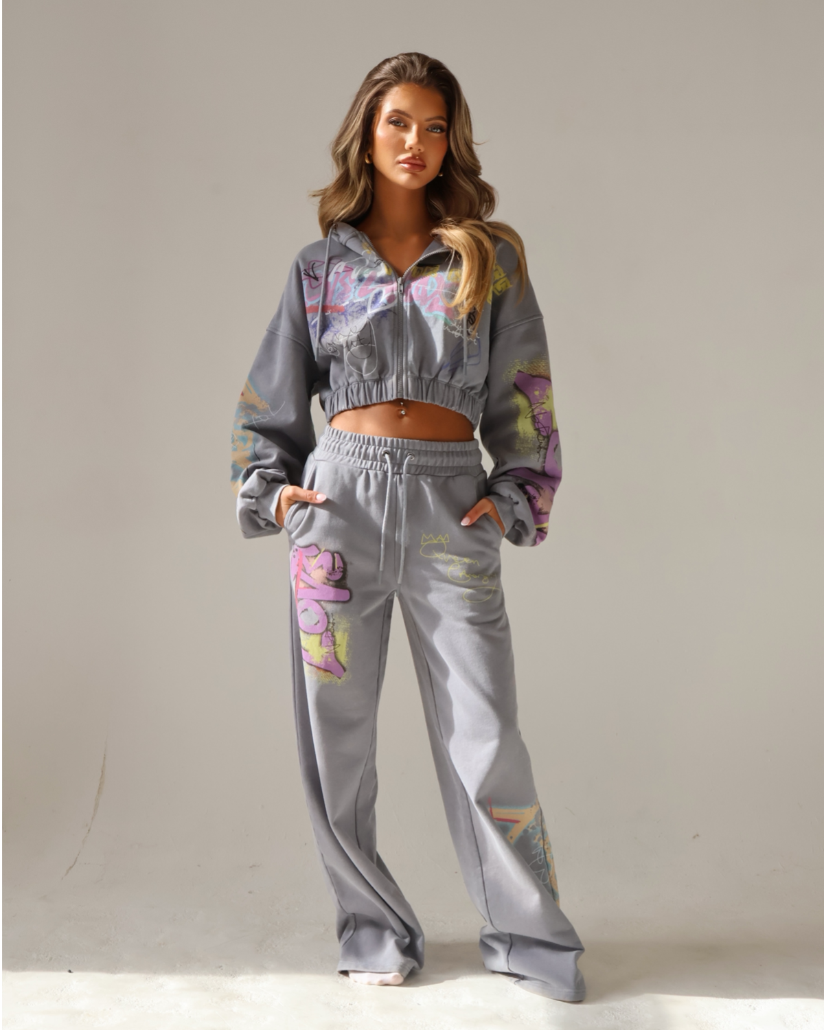 THH Crop Zip Jacket - Grey Graffiti